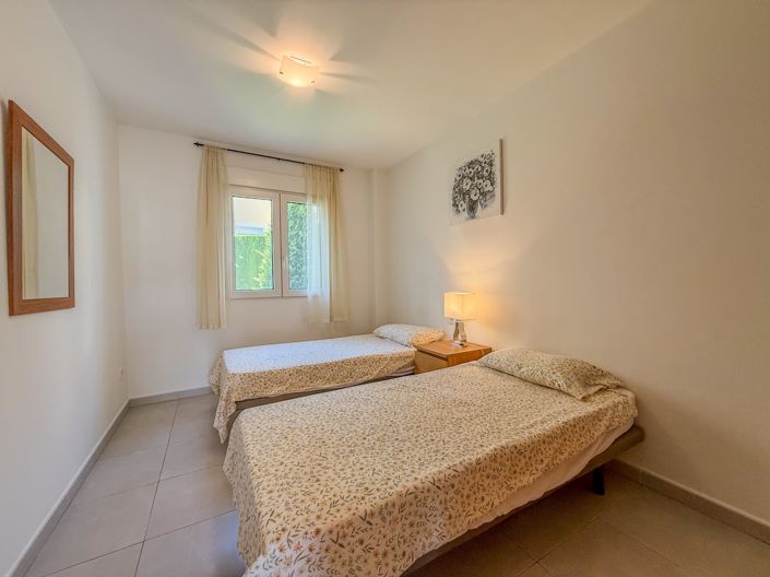 Image No.6-2 Bed Property for sale