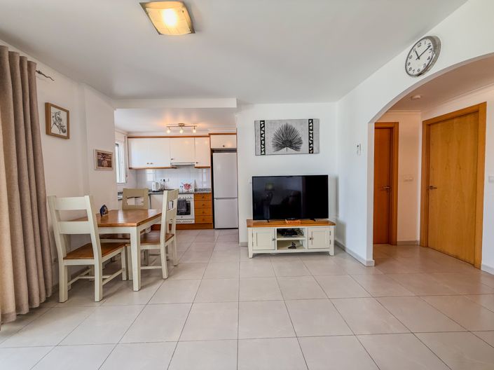 Image No.7-2 Bed Property for sale