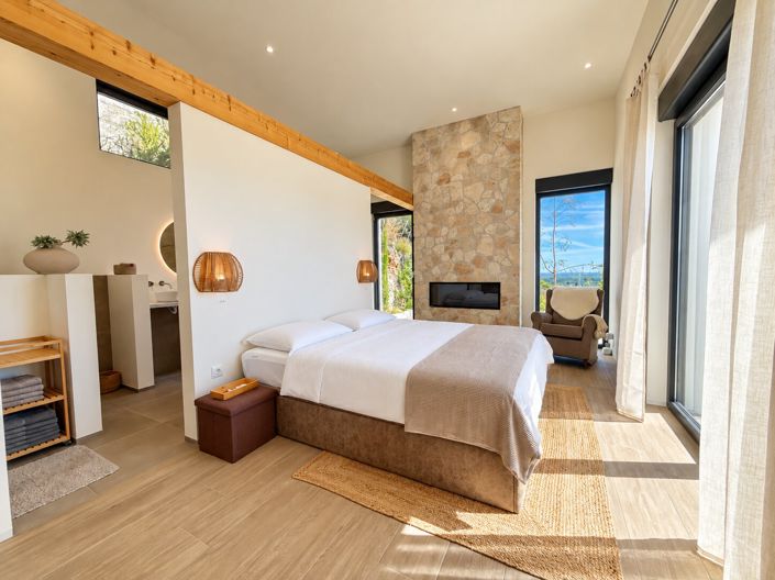 Image No.10-4 Bed Villa for sale