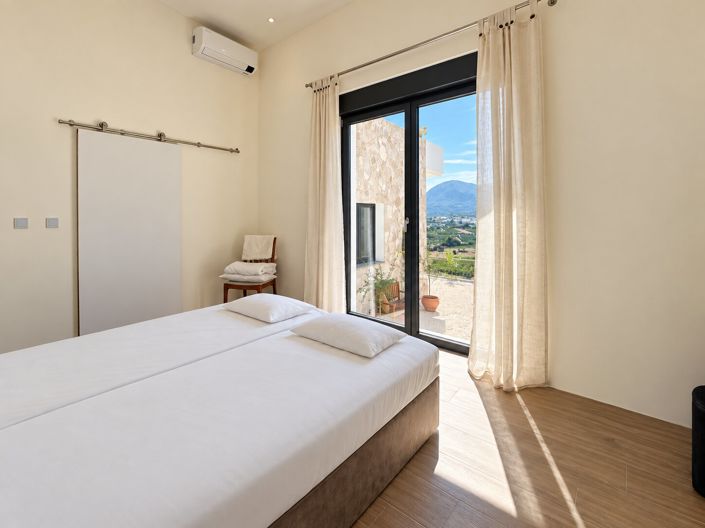 Image No.19-4 Bed Villa for sale