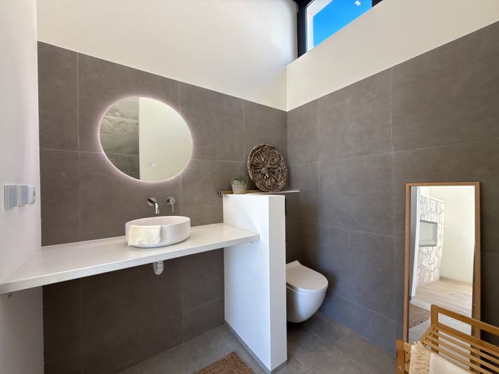 Image No.20-4 Bed Villa for sale