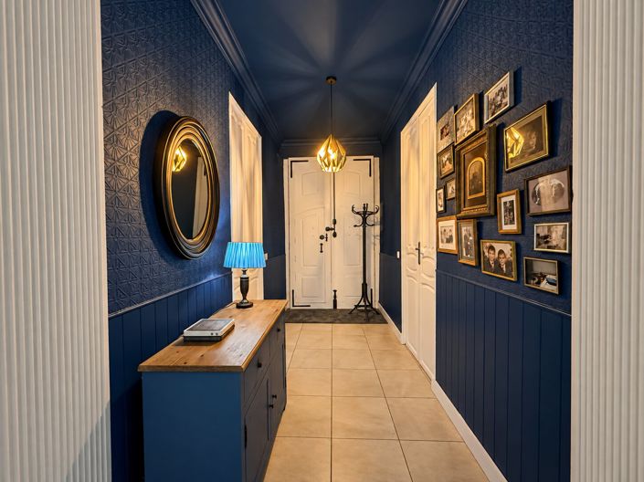 Image No.2-6 Bed Townhouse for sale