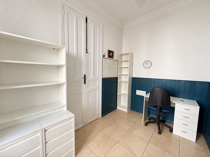 Image No.9-6 Bed Townhouse for sale