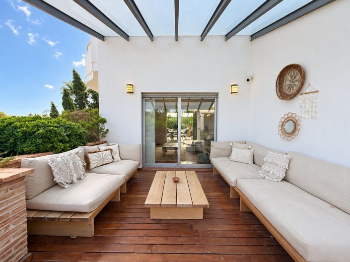 Image No.12-6 Bed Villa for sale