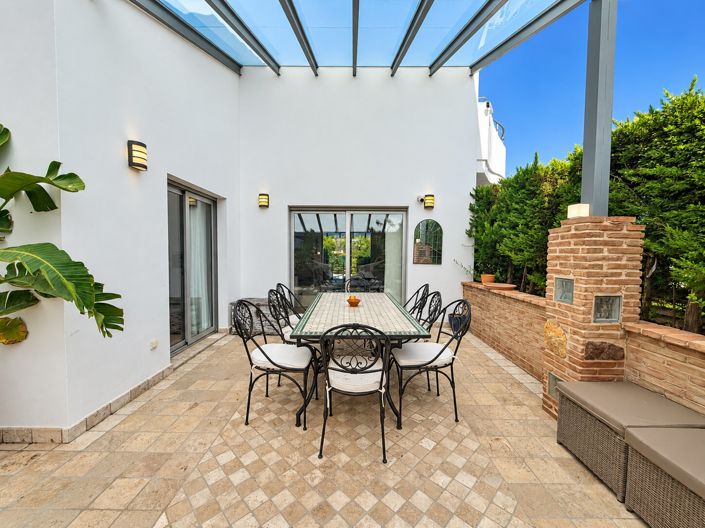Image No.40-6 Bed Villa for sale