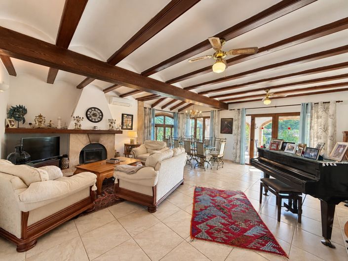 Image No.5-5 Bed Villa for sale