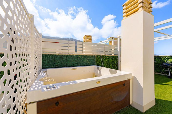 Image No.15-3 Bed Townhouse for sale