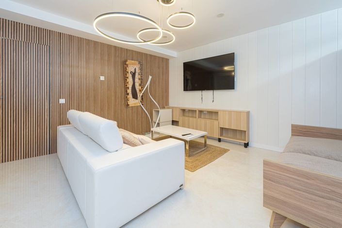 Image No.28-3 Bed Townhouse for sale