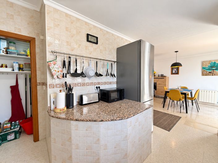 Image No.9-3 Bed Property for sale