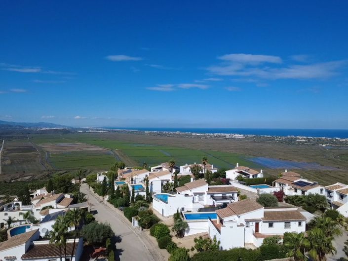 Image No.30-4 Bed Villa for sale