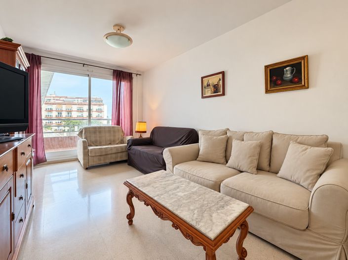 Image No.10-2 Bed Apartment for sale