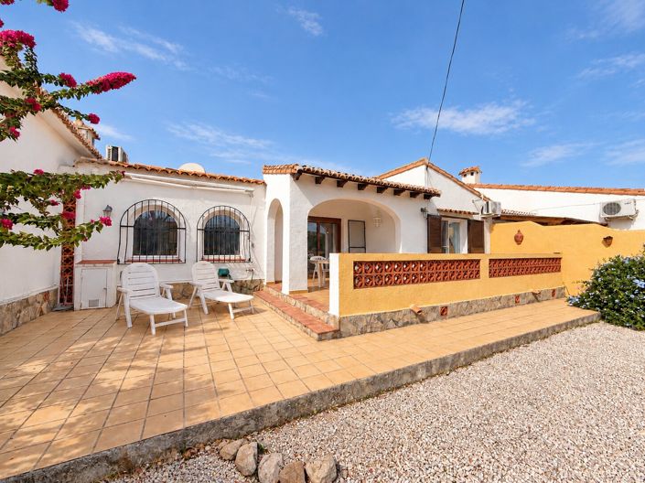 Image No.15-2 Bed Villa for sale