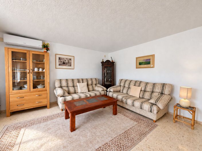 Image No.8-2 Bed Villa for sale