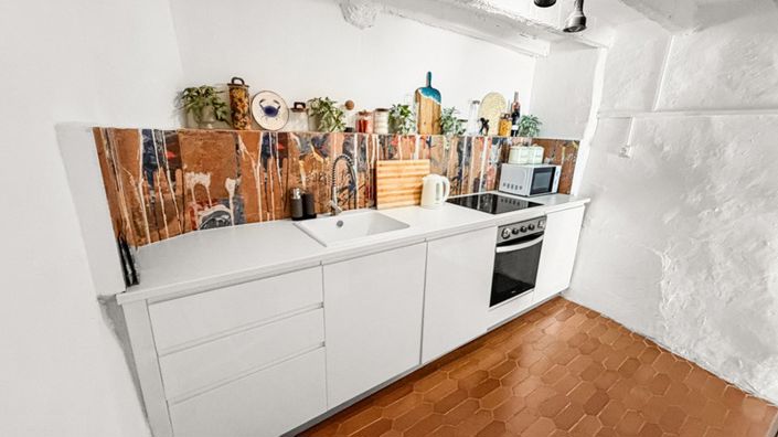 Image No.5-2 Bed Townhouse for sale