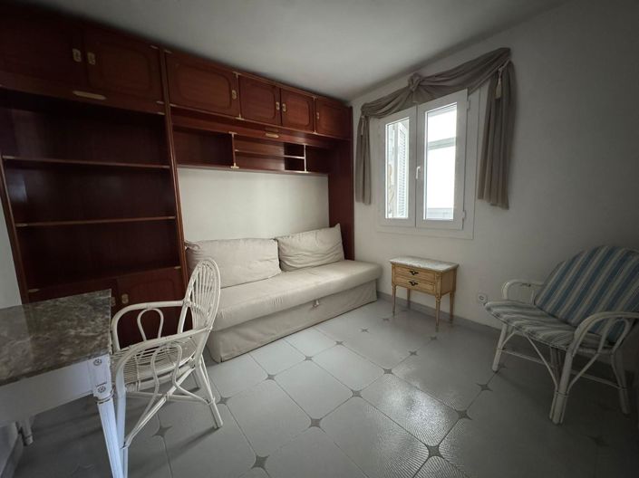 Image No.14-2 Bed Apartment for sale