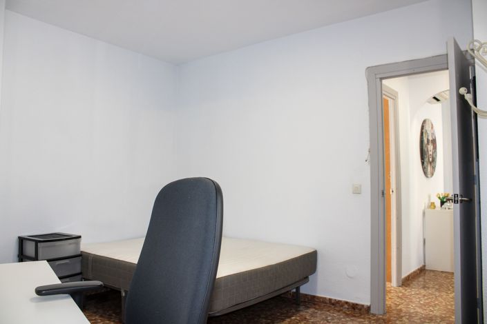 Image No.15-3 Bed Apartment for sale