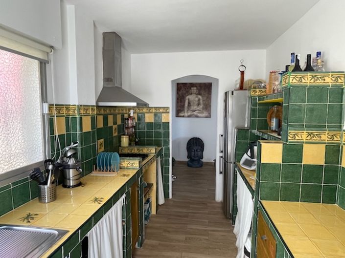 Image No.27-8 Bed Villa for sale