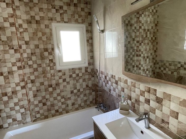 Image No.31-8 Bed Villa for sale