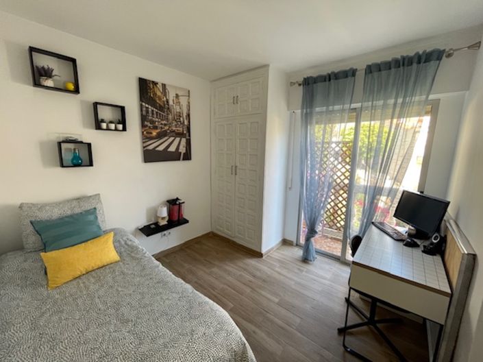 Image No.32-8 Bed Villa for sale