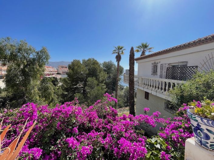 Image No.36-8 Bed Villa for sale