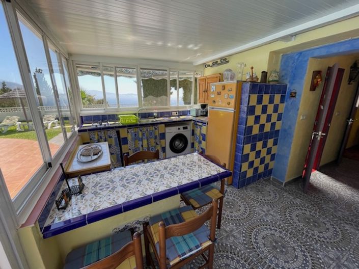 Image No.47-8 Bed Villa for sale