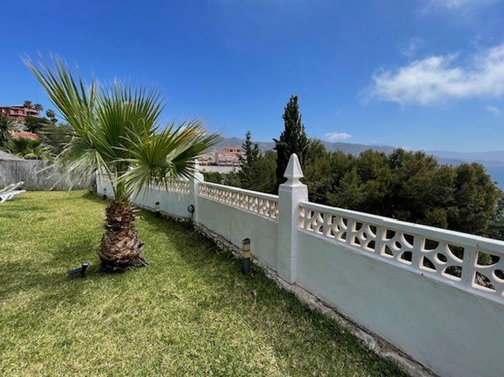 Image No.58-8 Bed Villa for sale