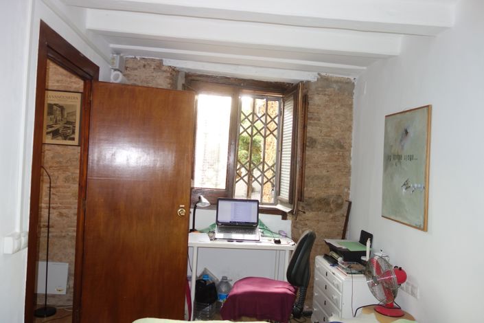 Image No.42-2 Bed Apartment for sale