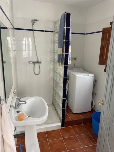 Image No.18-2 Bed Townhouse for sale