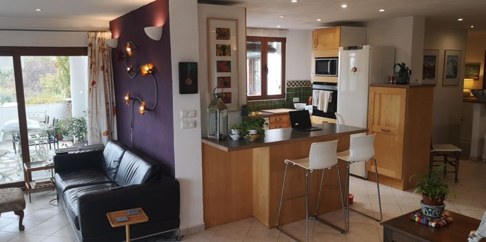 Image No.11-4 Bed House for sale