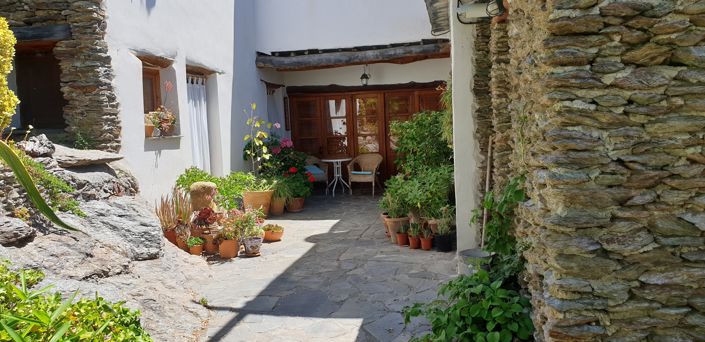 Image No.27-4 Bed House for sale