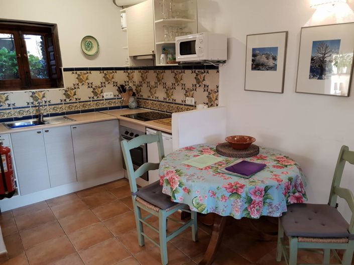 Image No.28-4 Bed House for sale