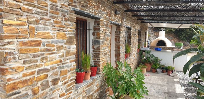 Image No.37-4 Bed House for sale