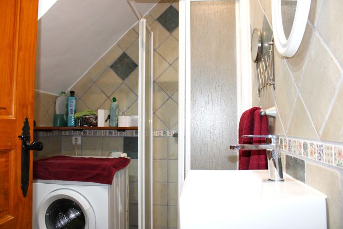 Image No.13-3 Bed Country House for sale