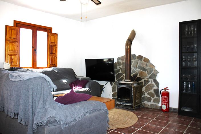 Image No.21-3 Bed Country House for sale