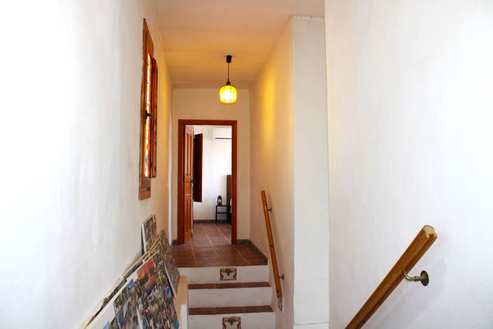 Image No.30-3 Bed Country House for sale