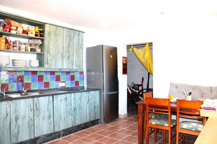 Image No.9-3 Bed Country House for sale