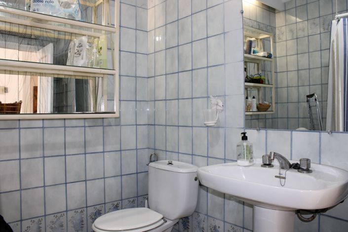 Image No.11-7 Bed Villa for sale