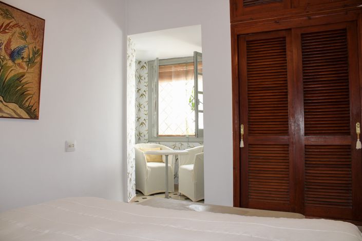 Image No.20-7 Bed Villa for sale