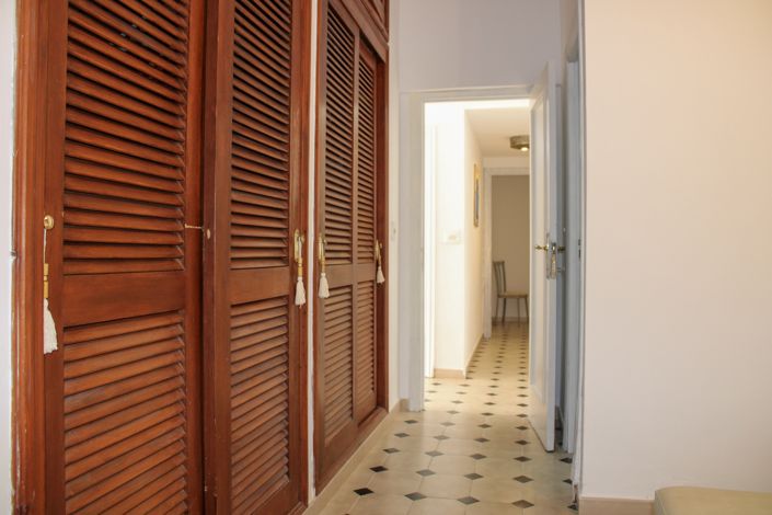 Image No.21-7 Bed Villa for sale