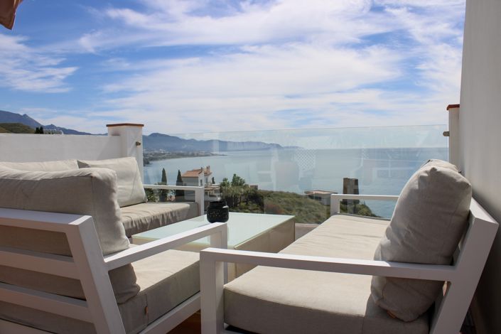 Image No.26-2 Bed Property for sale