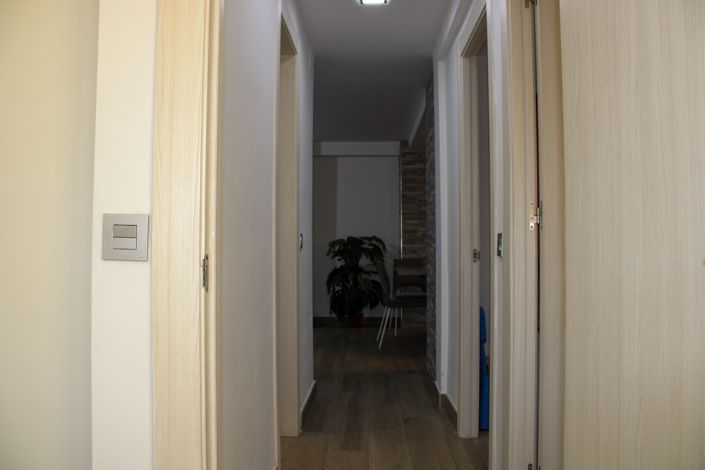 Image No.15-3 Bed Apartment for sale