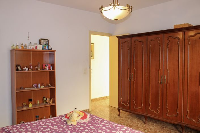 Image No.14-4 Bed Apartment for sale