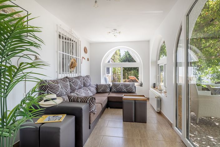 Image No.29-4 Bed Country House for sale