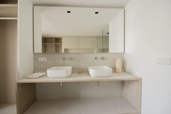 Image No.21-2 Bed Apartment for sale