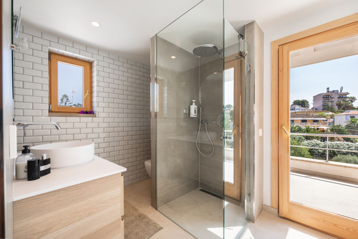 Image No.16-4 Bed Apartment for sale