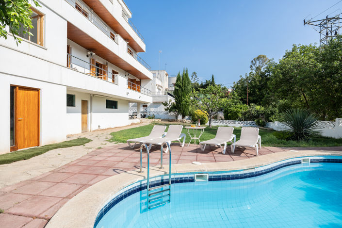 Image No.21-4 Bed Apartment for sale