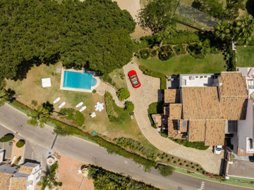 4-c23c0f86247804fa50226aecd8b0b2c8