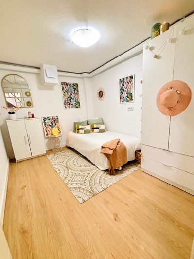 Image No.16-2 Bed Apartment for sale