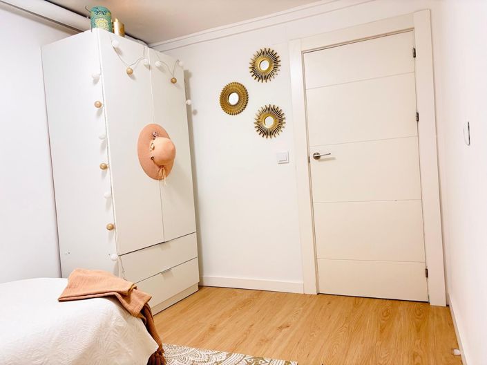 Image No.23-2 Bed Apartment for sale