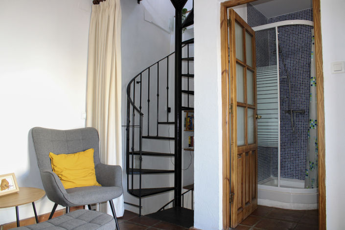 Image No.12-2 Bed Townhouse for sale